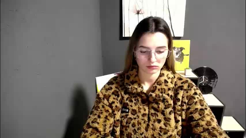 olivia_vi Cam Model Chat December 12, 2025