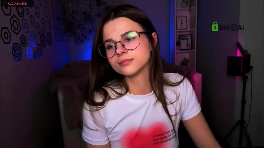 berry_alma Cam Model Chat December 12, 2025