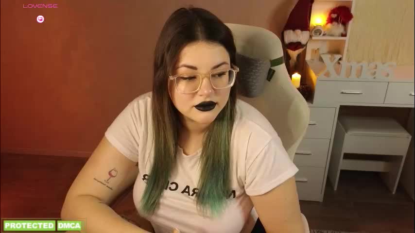 sunflower0907 Cam Model Chat December 12, 2025