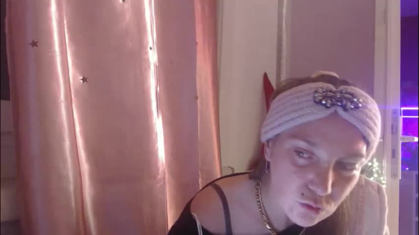 melli23 Cam Model Chat December 13, 2025