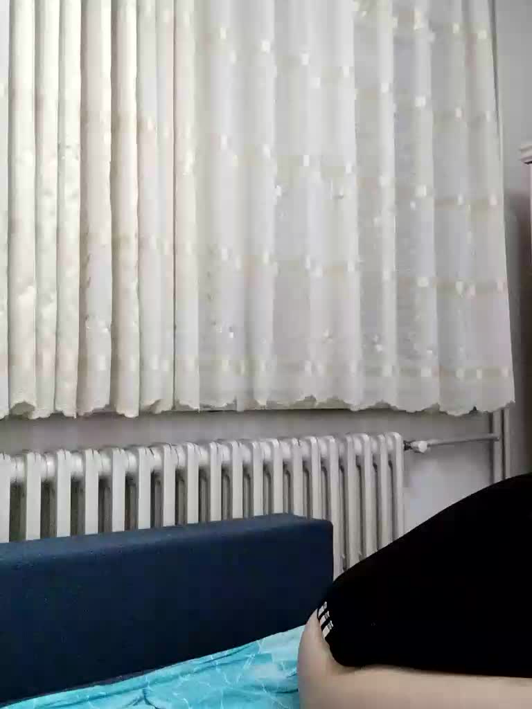 milf44milf Cam Model Chat December 13, 2025