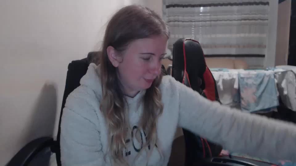 jenisandpeter Cam Model Chat December 13, 2025