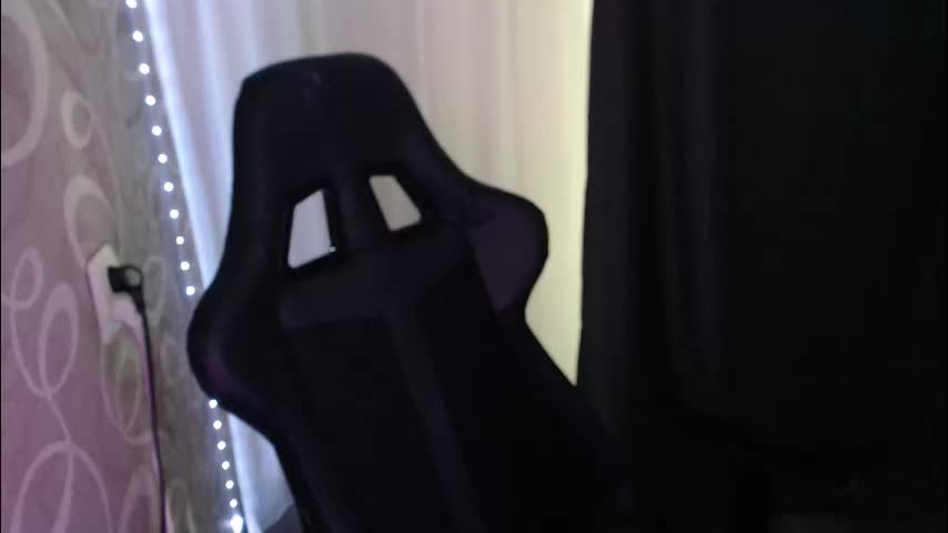 naemiblush Cam Model Chat December 13, 2025