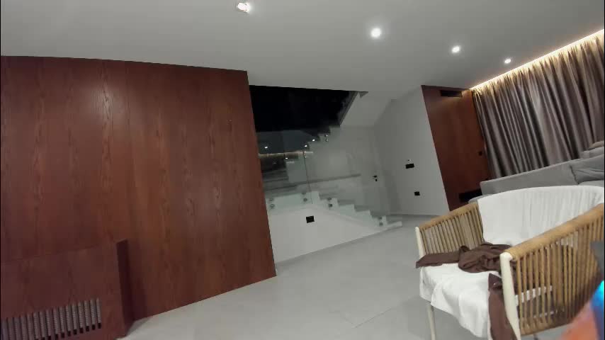 ehotlovea Cam Model Chat December 13, 2025