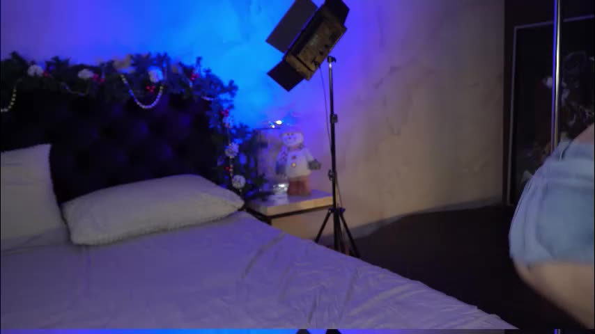 elizzza_ Cam Model Chat December 13, 2025