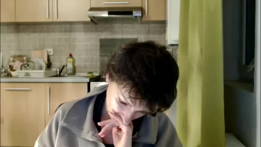 bebacksooon Cam Model Chat December 13, 2025