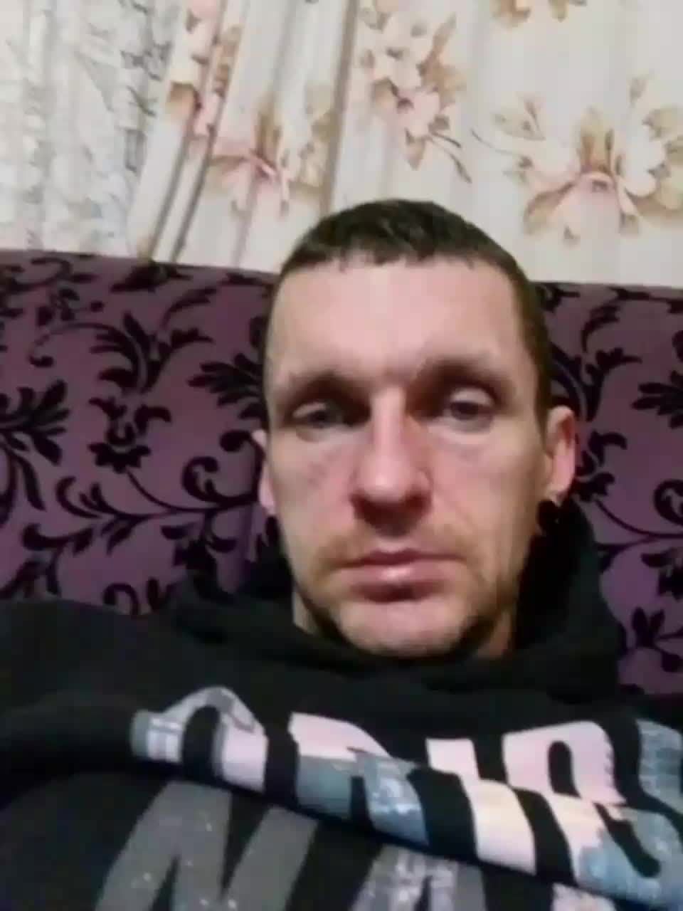 phoenixxx_4 Cam Model Chat December 13, 2025