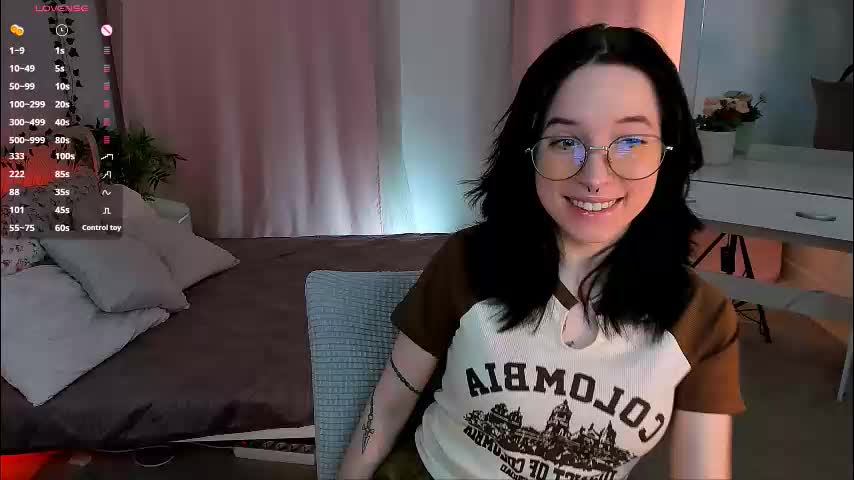lilithlunna Cam Model Chat December 13, 2025