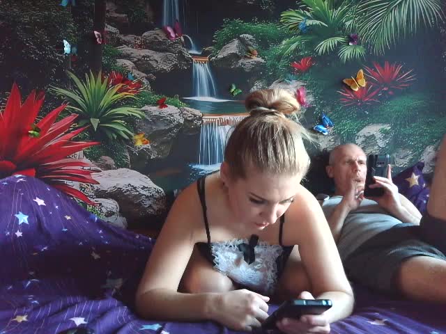 Aleksa26 Cam Model Chat December 13, 2025