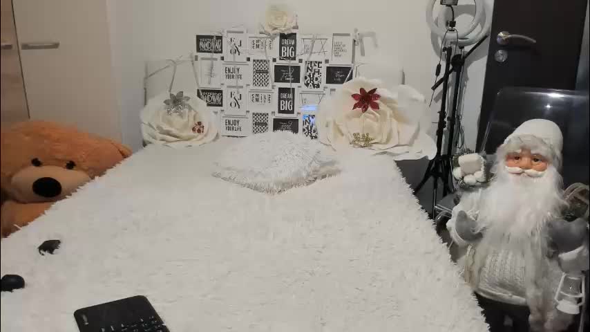 eroticsensualkitty4u Cam Model Chat December 14, 2025