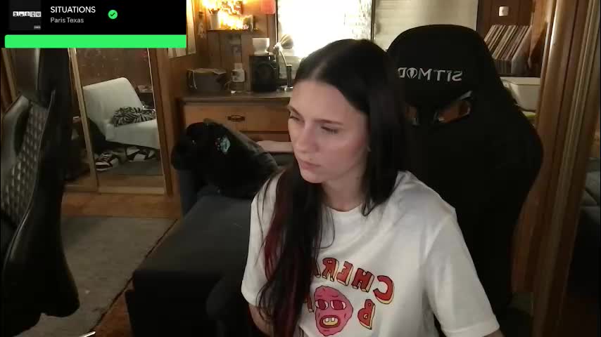 incognitoqueen Cam Model Chat December 14, 2025