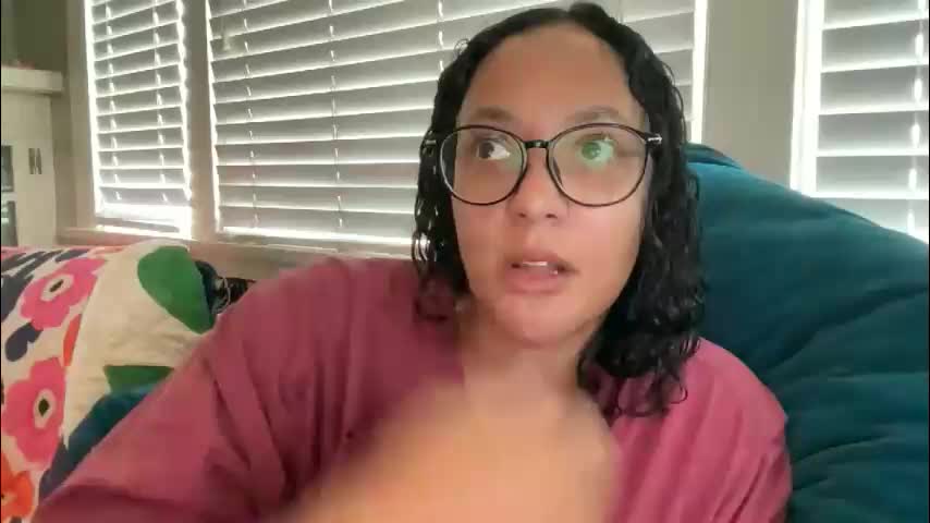 dreamyriri Cam Model Chat December 14, 2025