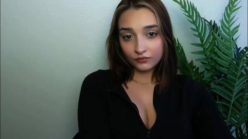 veryveryshygirl Cam Model Chat December 14, 2025