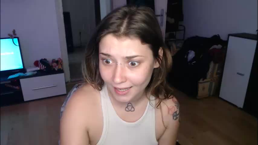 aliens4twenty Cam Model Chat December 14, 2025