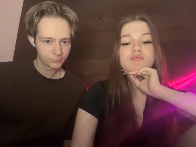 titsDestroy2007 Cam Model Chat December 14, 2025