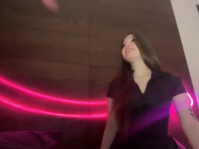 titsDestroy2007 Cam Model Chat December 14, 2025