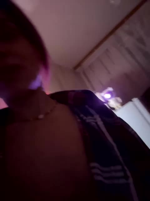 VIP17CoupleDream Cam Model Chat December 14, 2025