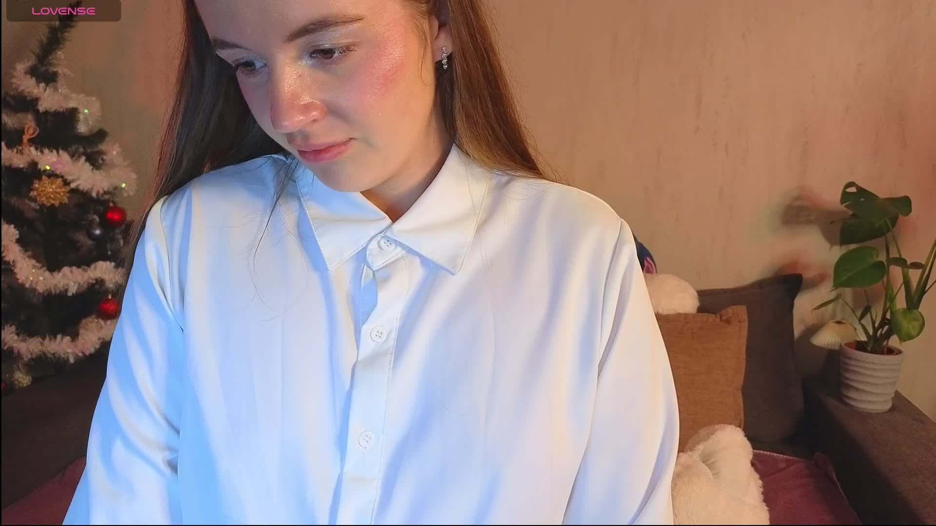 Rosalinelov Cam Model Chat December 14, 2025