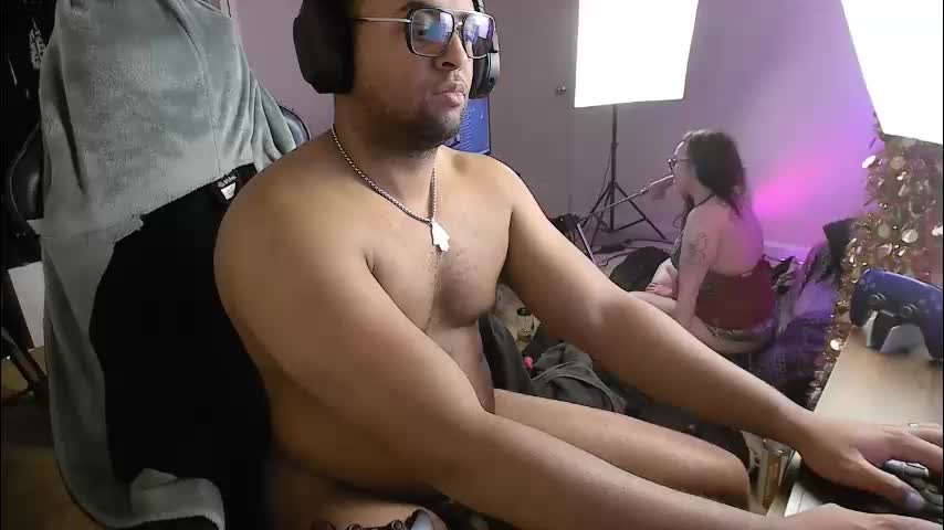 smoothj2015 Cam Model Chat December 14, 2025