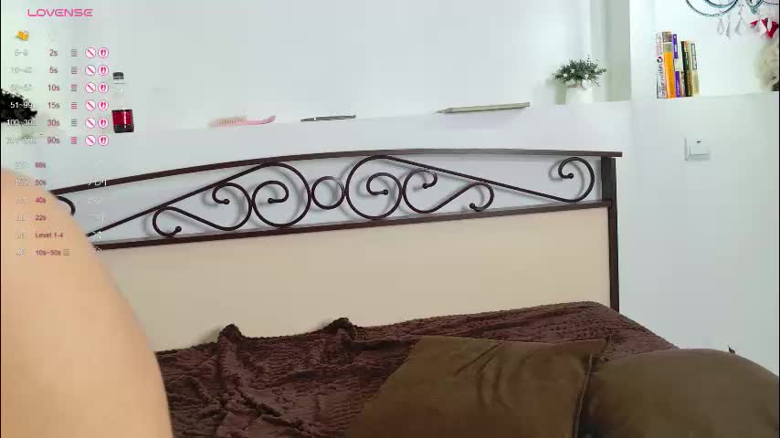 hotel_california_ Cam Model Chat December 14, 2025