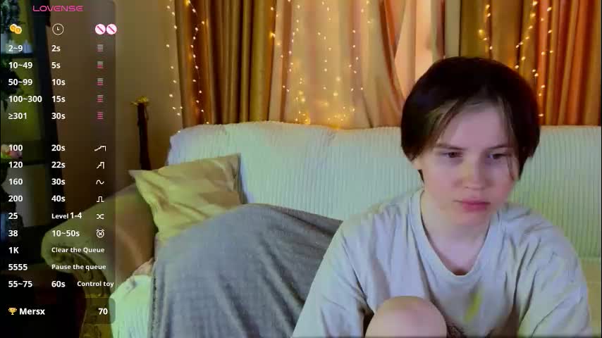 berry_assortment Cam Model Chat December 14, 2025