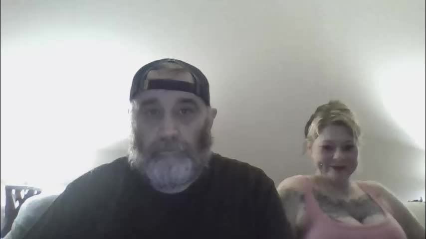 foxyfang Cam Model Chat December 14, 2025