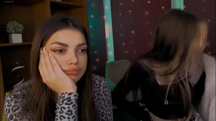 luna_tin Cam Model Chat December 14, 2025