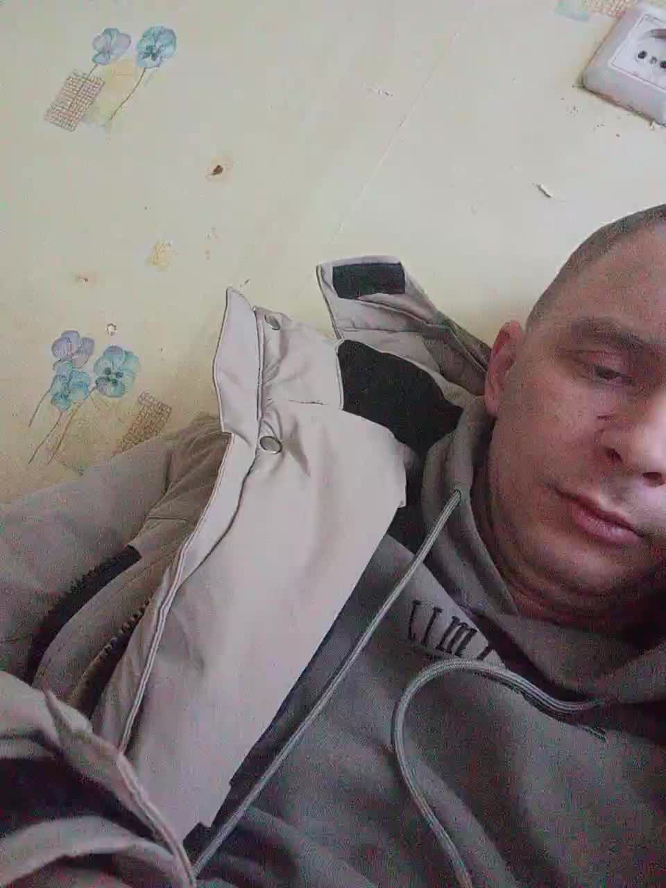 Niki233221 Cam Model Chat December 14, 2025