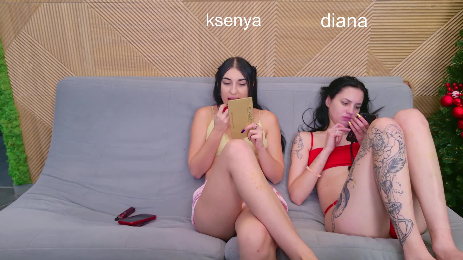 WebcamSlut Cam Model Chat December 14, 2025