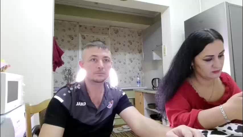 best_ass2000 Cam Model Chat December 14, 2025