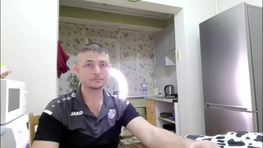 best_ass2000 Cam Model Chat December 14, 2025