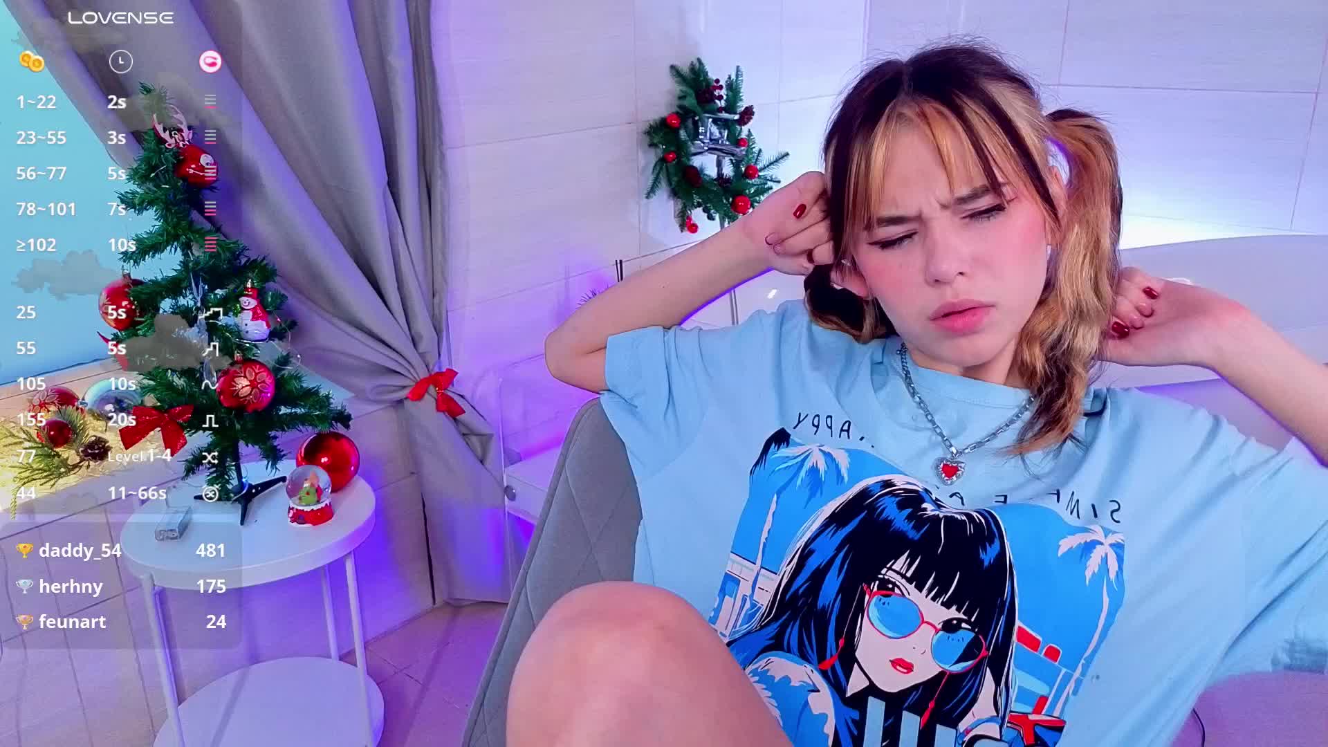 CoralineJones Cam Model Chat December 14, 2025