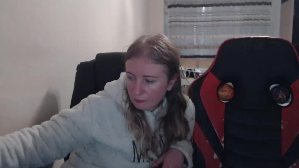 jenisandpeter Cam Model Chat December 14, 2025