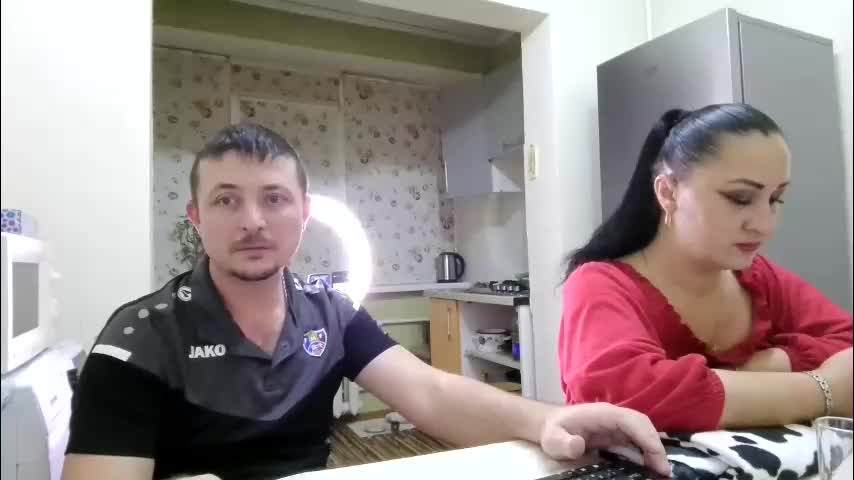 best_ass2000 Cam Model Chat December 14, 2025