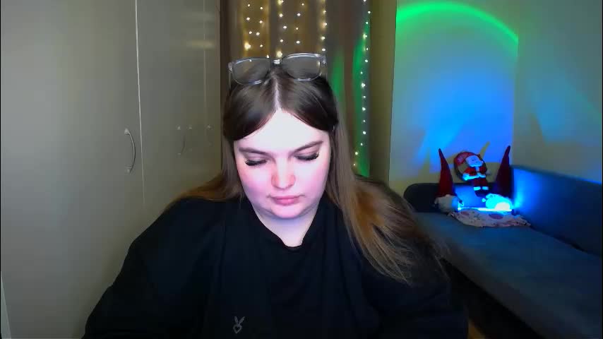emma_dorn Cam Model Chat December 15, 2025