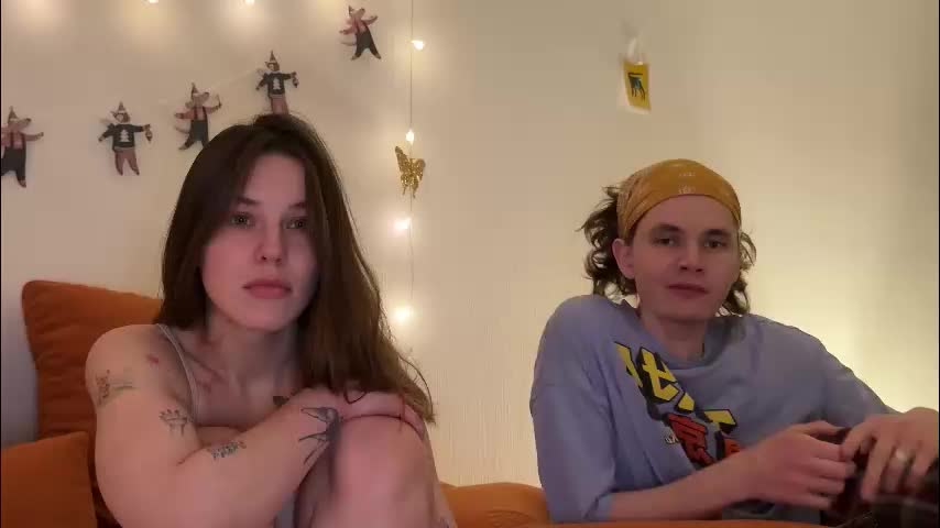 di_n_alex Cam Model Chat December 15, 2025