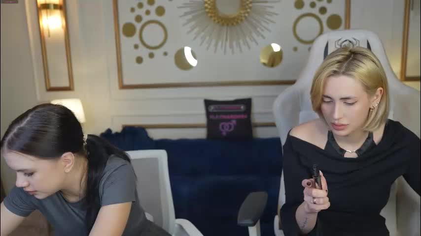 sweetdesiree_ Cam Model Chat December 15, 2025