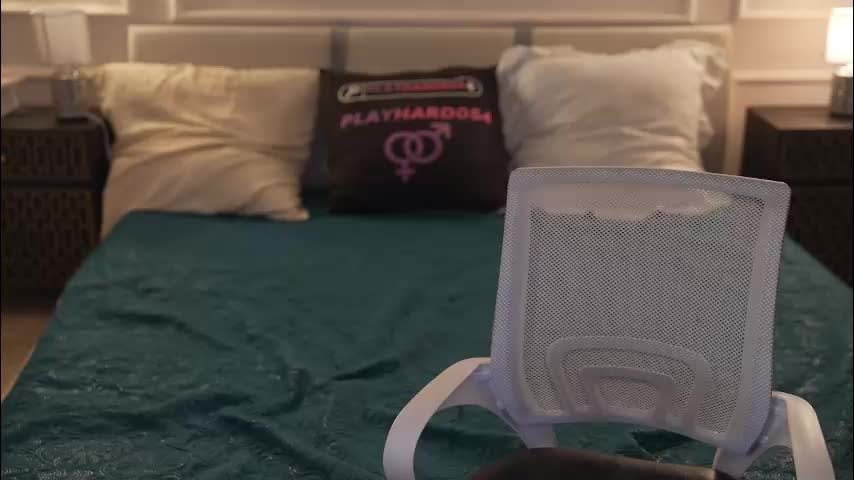 bright_diamonds_054 Cam Model Chat December 15, 2025