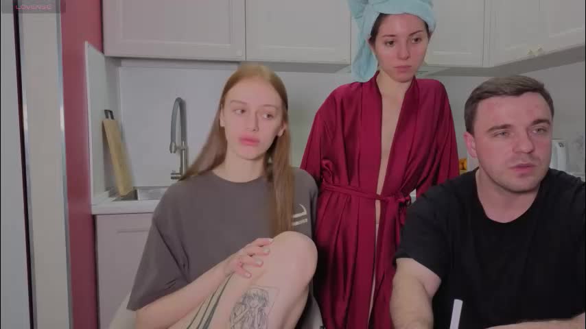 ihavepaws33 Cam Model Chat December 15, 2025