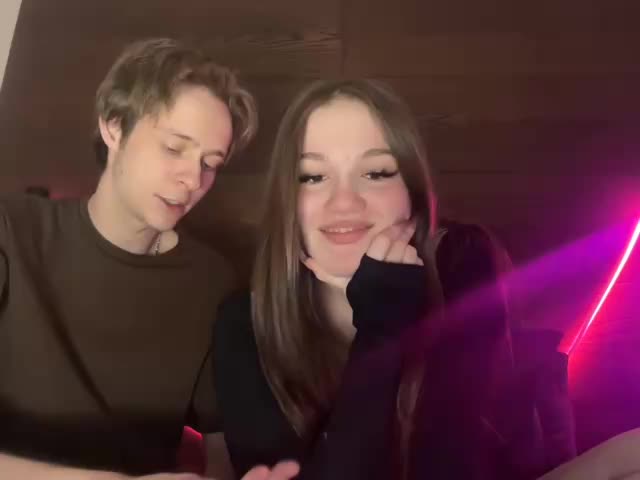 titsDestroy2007 Cam Model Chat December 15, 2025