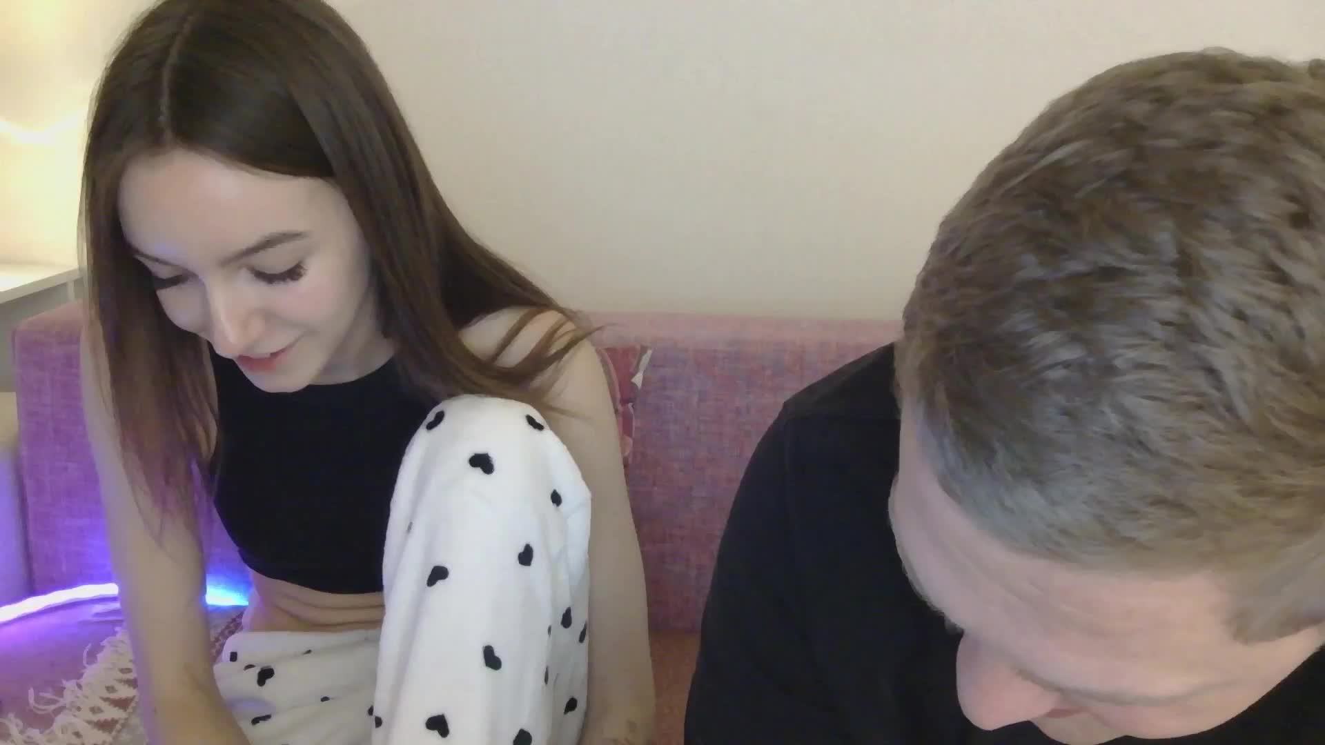 NotSoSweetDasha Cam Model Chat December 15, 2025