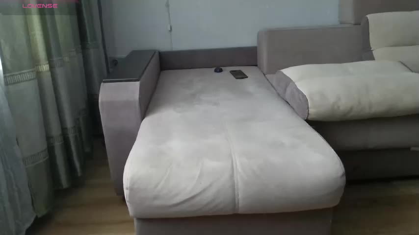 Milaa1998 Cam Model Chat December 15, 2025