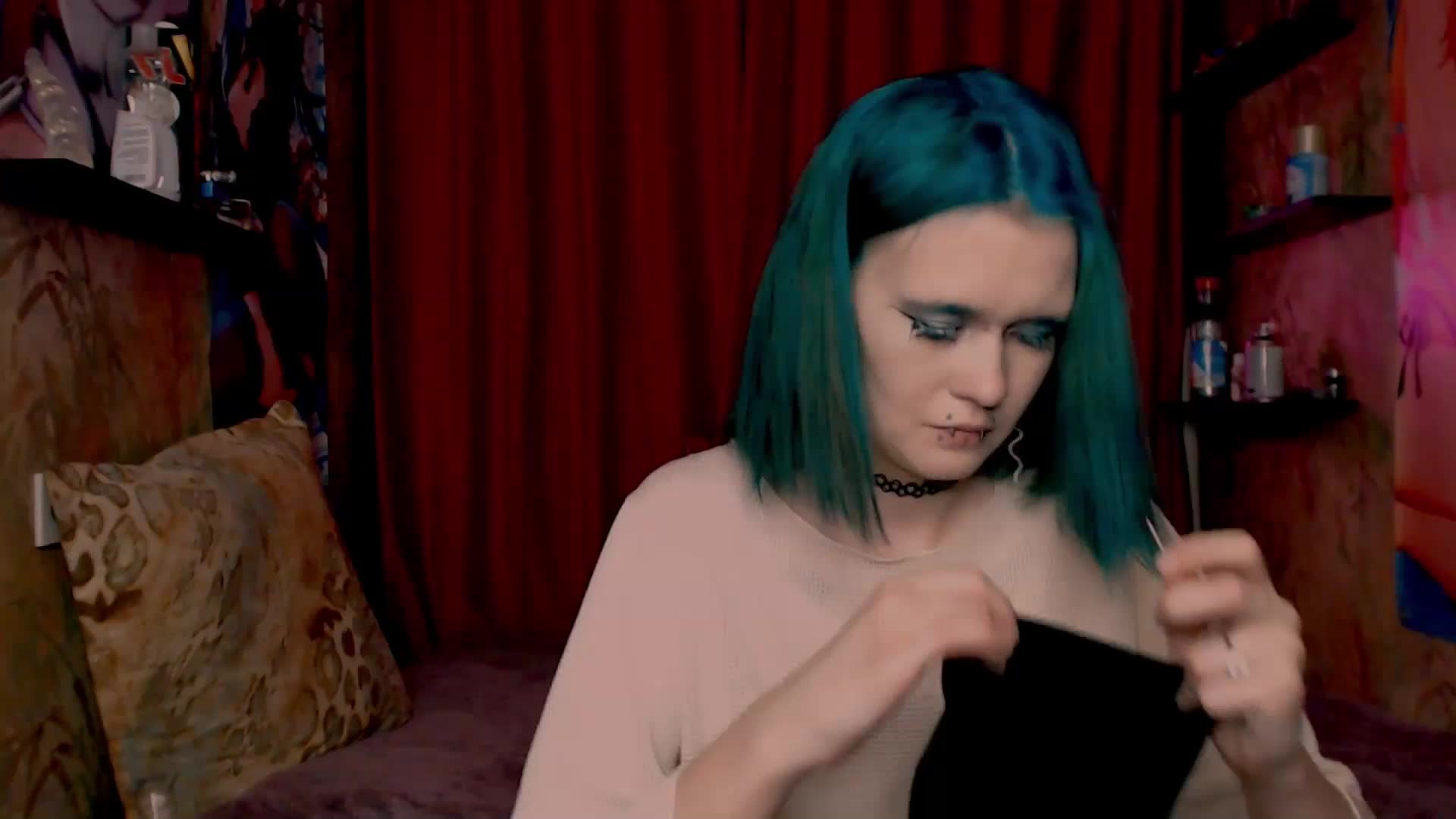 Velvet-and-Venom Cam Model Chat December 15, 2025