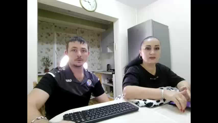 best_ass2000 Cam Model Chat December 16, 2025