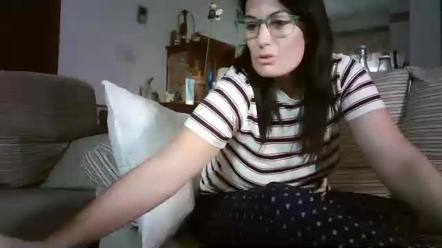 lolahueso Cam Model Chat December 16, 2025