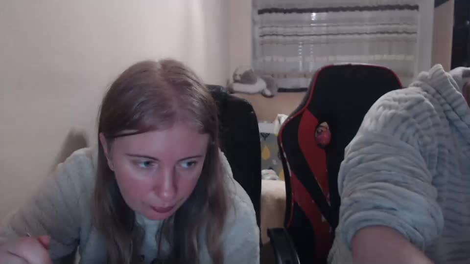 jenisandpeter Cam Model Chat December 16, 2025