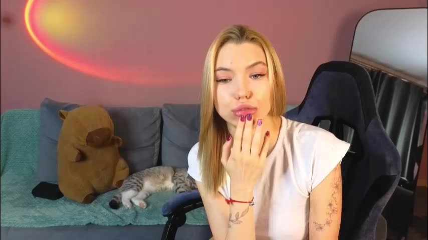 _capybara0_0 Cam Model Chat December 16, 2025