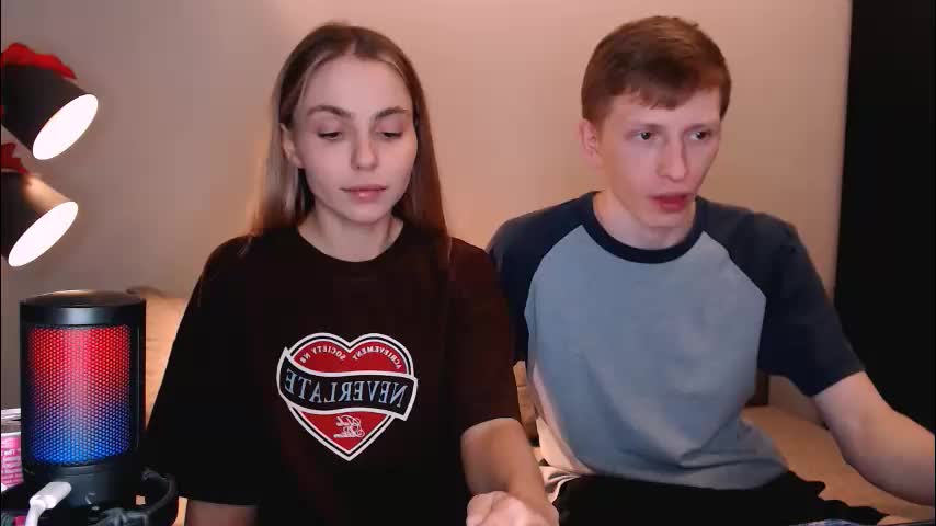 julsweet Cam Model Chat December 16, 2025