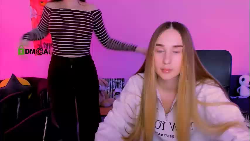 pure_radiance Cam Model Chat December 16, 2025