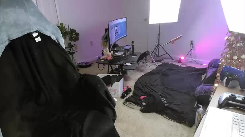 smoothj2015 Cam Model Chat December 16, 2025